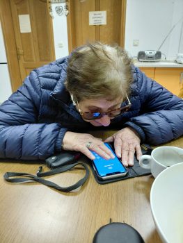 Obuka za rad na govornom telefonu