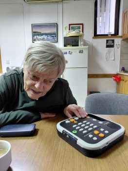 Obuka za rad na govornom telefonu i reproduktoru